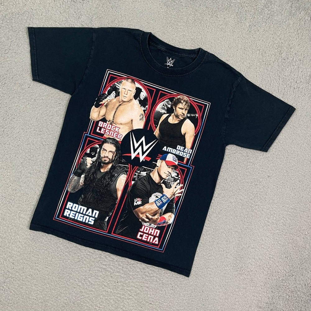 WWE wrestling T-shirt‎